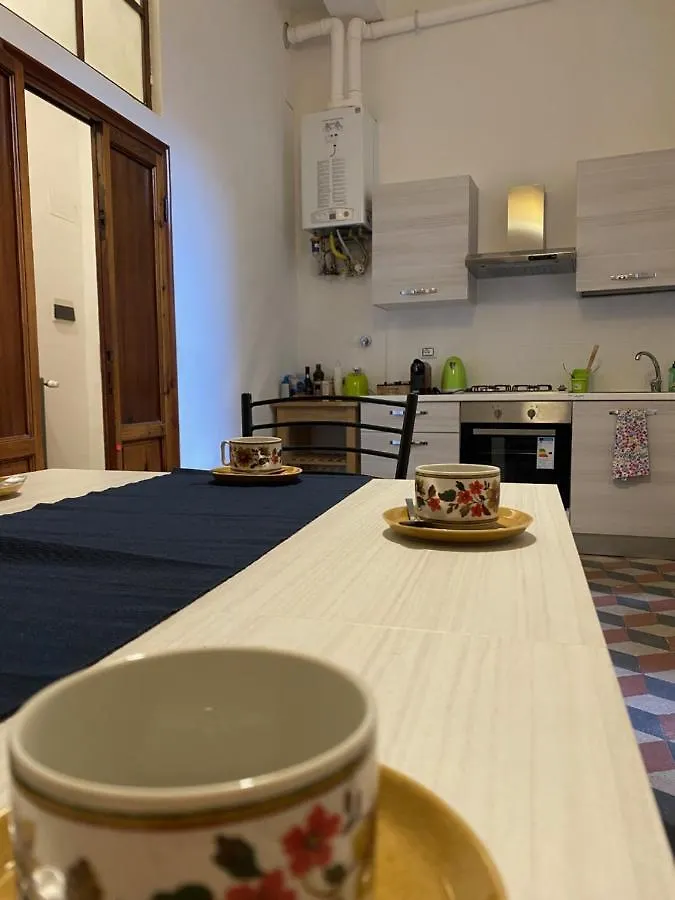 Apartment Da I' Gini Guesthouse Florence